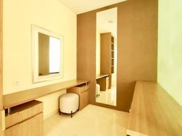 DIJUAL RUMAH at Jl MARTIMBANG KEBAYORAN BARU (3 STOREY dgn ROOFTOP)