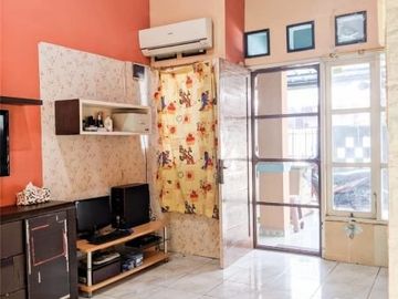 Rumah Ciledug Cantik Minimalis dan Strategis
