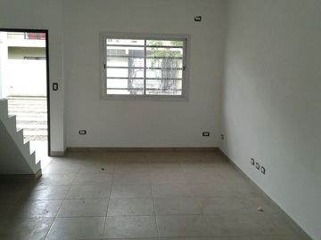 DUPLEX COMPLEJO LOURDES Excelente unidad!!!!