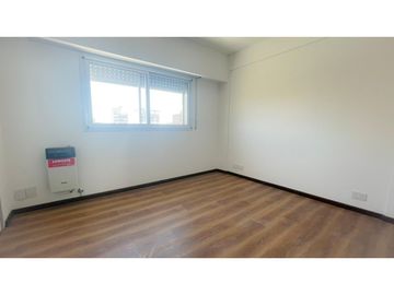 VENTA DEPTO 1 DORMIT C/BALCÓN AL FRENTE. CÓRDOBA 2680. CÓDIGO XIV FINANCIACIÓN EN PESOS