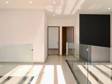 ESTRENA CASA EN VENTA EN MORELIA, ZONA ALTOZANO.