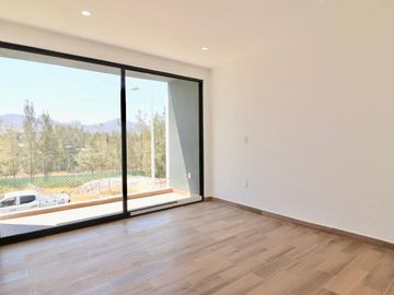 ESTRENA CASA EN VENTA EN MORELIA, ZONA ALTOZANO.