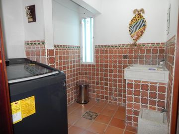 casa en venta en los nogales. Cod V88971