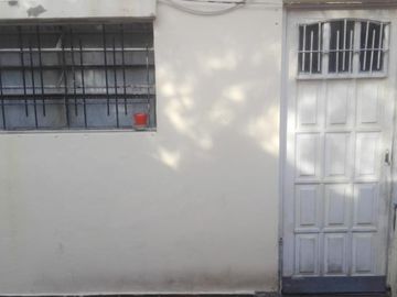 Comodisimo PH 3 Ambientes. Lanus Oeste P. B. a.