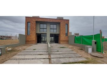 VENDEMOS DUPLEX A ESTRENAR EN COLINAS DE MANANTIALES