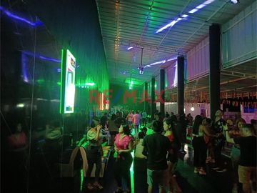 Incluye:
Hotel + Piscina + Discoteca + Restaurante
⭐ Con parámetros listos para convertirse en un hotel 4 estrellas
Ideal para eventos sociales com