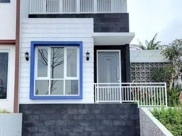 Rumah rasa villa di Lembang bisa cicil ke developer