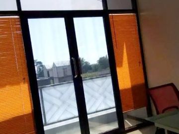 Rumah 2 Lantai Luas 105 di Arumba Sukarno Hatta kota Malang