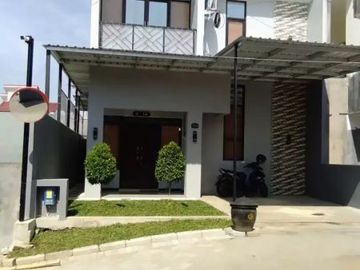 Rumah 2 Lantai Luas 105 di Arumba Sukarno Hatta kota Malang