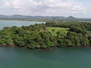 Seafront Land Plot in Trat, Thailand for sale 37 RAIS (59,200 sqm.)