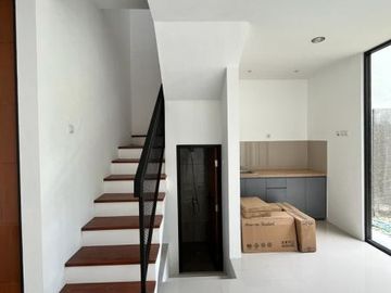 Rumah Baru Kaliurang Km 10 Sejuk
