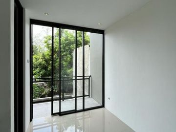 Rumah Baru Kaliurang Km 10 Sejuk