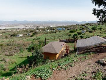 FINCA DE CAMPO CON 3 CABAÑAS  