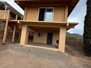 FINCA DE CAMPO CON 3 CABAÑAS  