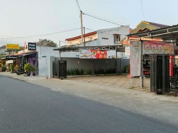 Kost dan ruang usaha selatan Ambarukmo plasa