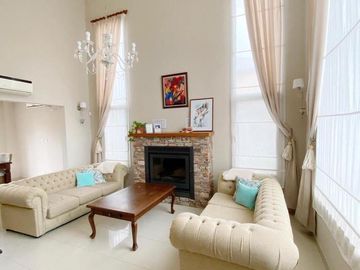 Casa  en Venta  4 amb. - Ituzaingo, Udaondo, Barrio Altos Del Sol **VENDIDA**