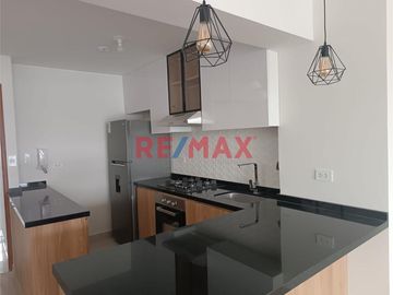 BELLO DUPLEX DE ESTRENO ENTREGA INMEDIATA URB LOS MANZANOS SURCO!
Precio S/ 960,000 no incluye cochera
Precio de cochera S/50,000 
Area Ocupada