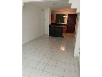 CASA EN CHANIS LA FONTANA TIPO DUPLEX 5REC 3B COMERCIAL /RESIDENCIAL