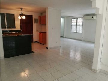 CASA EN CHANIS LA FONTANA TIPO DUPLEX 5REC 3B COMERCIAL /RESIDENCIAL