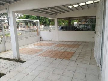 CASA EN CHANIS LA FONTANA TIPO DUPLEX 5REC 3B COMERCIAL /RESIDENCIAL