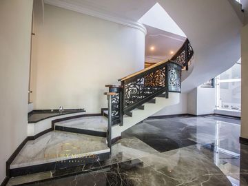 Casa en venta bugambilias