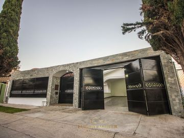 Casa en venta bugambilias