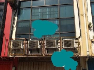 Dijual Ruko Strategis Padat Penduduk di Rungkut Megah Raya, Surabaya