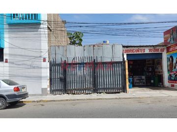 Terreno En Venta Av. Grau - Dos Frentes
