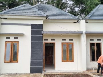 DIJUAL RUMAH MURAH MINIMALIS TEPI JALAN UTAMA DI MAGELANG