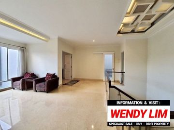 DIJUAL TOWNHOUSE / RUMAH dgn ONE GATED SYSTEM di KEMANG TIMUR, JAKSEL