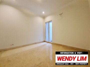 DIJUAL TOWNHOUSE / RUMAH dgn ONE GATED SYSTEM di KEMANG TIMUR, JAKSEL