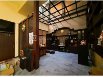 Jual Rumah Darmo Permai Lingkungan Komersial Strategis
