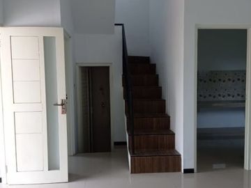 Dijual Rumah Dalam Perumahan Daerah Arjowinangun Malang