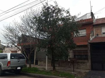 Casa en venta en Gregorio de Laferrere