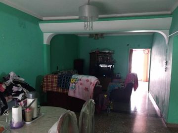 Casa en venta en Gregorio de Laferrere