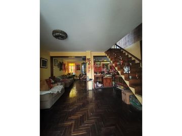 Venta Casa En Salamanca Urb Los Recaudadores *** At 200M2 + Cochera