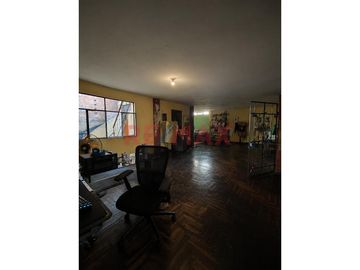 Venta Casa En Salamanca Urb Los Recaudadores *** At 200M2 + Cochera