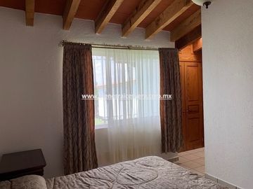 CASA EN VENTA EN TEQUISQUIAPAN EN VIÑEDOS SOL