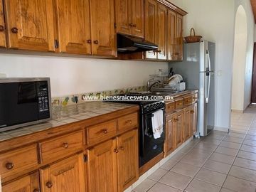 CASA EN VENTA EN TEQUISQUIAPAN EN VIÑEDOS SOL