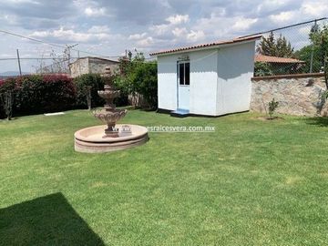 CASA EN VENTA EN TEQUISQUIAPAN EN VIÑEDOS SOL