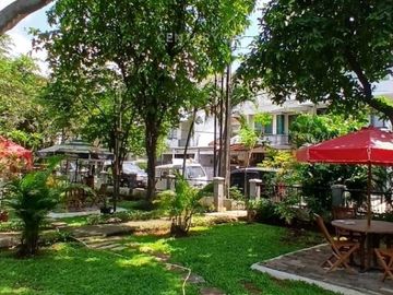 Di Jual Rumah Depan Taman Di Komplek Premium Kelapa Gading