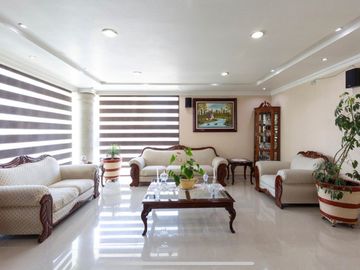 Casa - El Mesón