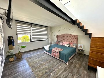 Casa en Venta en VALLE IMPERIAL con Campo de Golf, Zapopan, Jalisco.