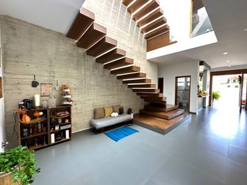 Casa en Venta en VALLE IMPERIAL con Campo de Golf, Zapopan, Jalisco.