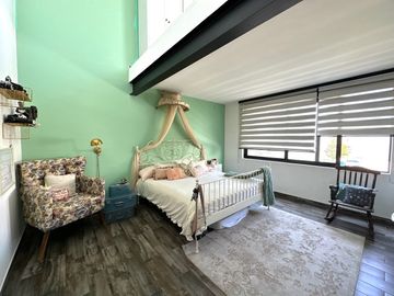 Casa en Venta en VALLE IMPERIAL con Campo de Golf, Zapopan, Jalisco.