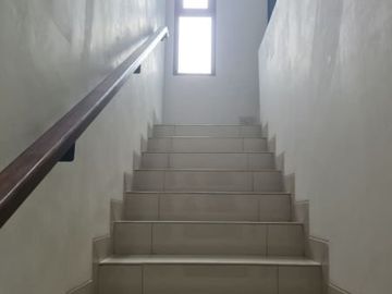 Disewakan Rumah Eminent Cluster Prestigia BSD City Tangerang Murah Bagus