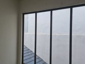 Disewakan Rumah Eminent Cluster Prestigia BSD City Tangerang Murah Bagus