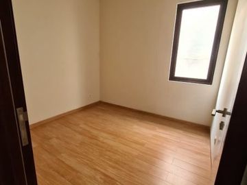 Disewakan Rumah Eminent Cluster Prestigia BSD City Tangerang Murah Bagus