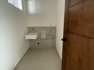 Departamentos en venta frente a asta Bandera zona, universitaria en San Luis Potosí.