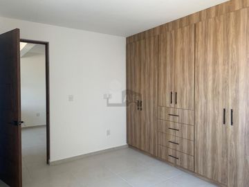 Departamentos en venta frente a asta Bandera zona, universitaria en San Luis Potosí.